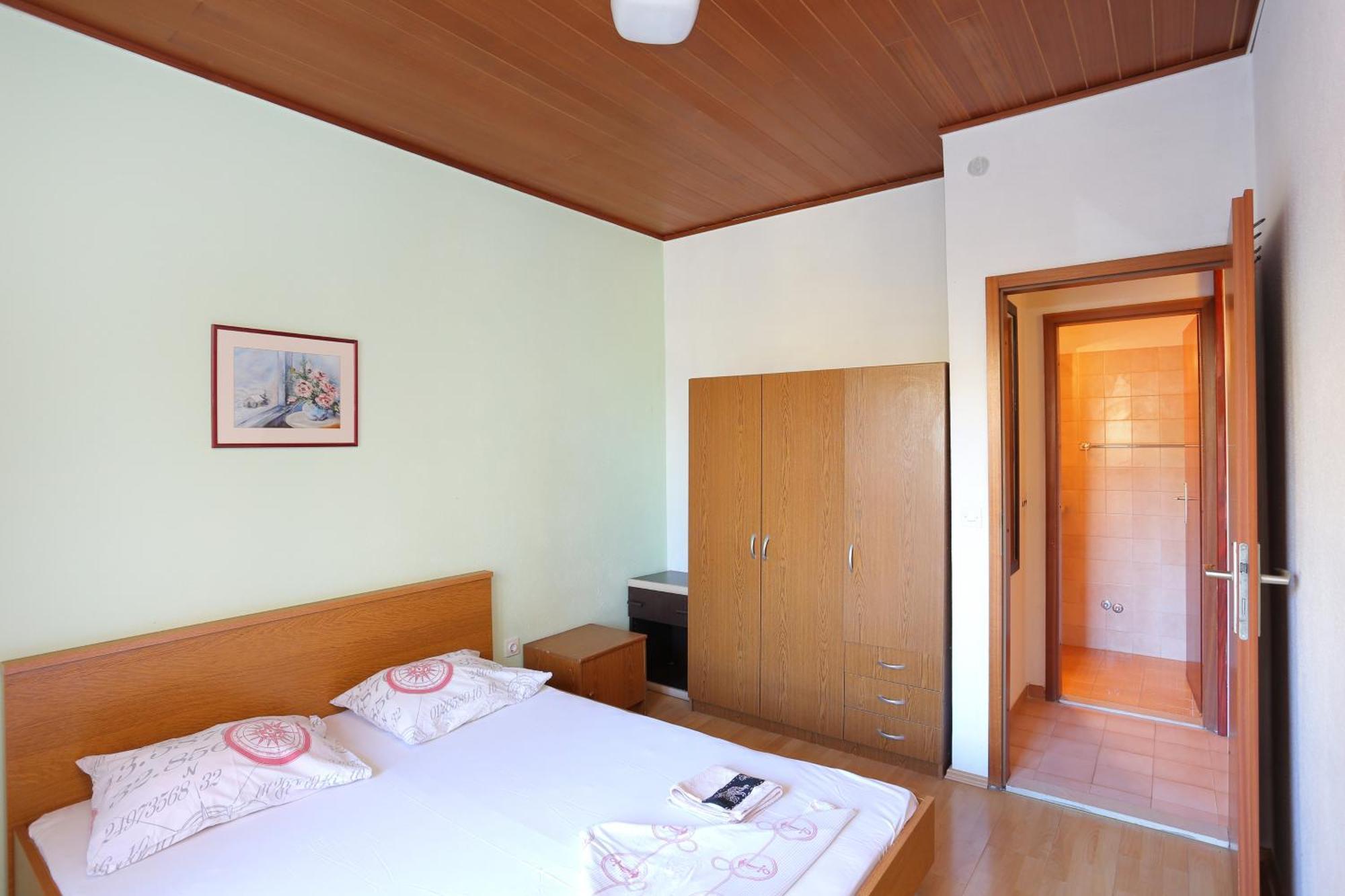 Apartments With A Parking Space Brela, Makarska - 18495 Room photo